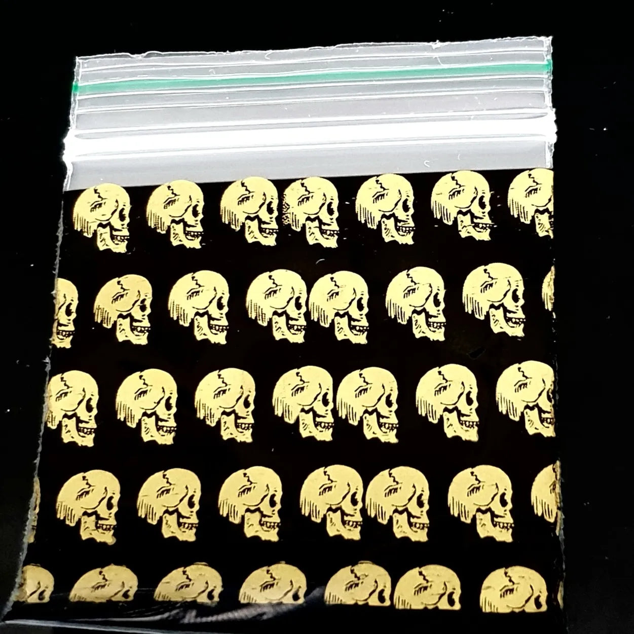 GRIP SEAL - Skull (50x50) 2g Grip Seal