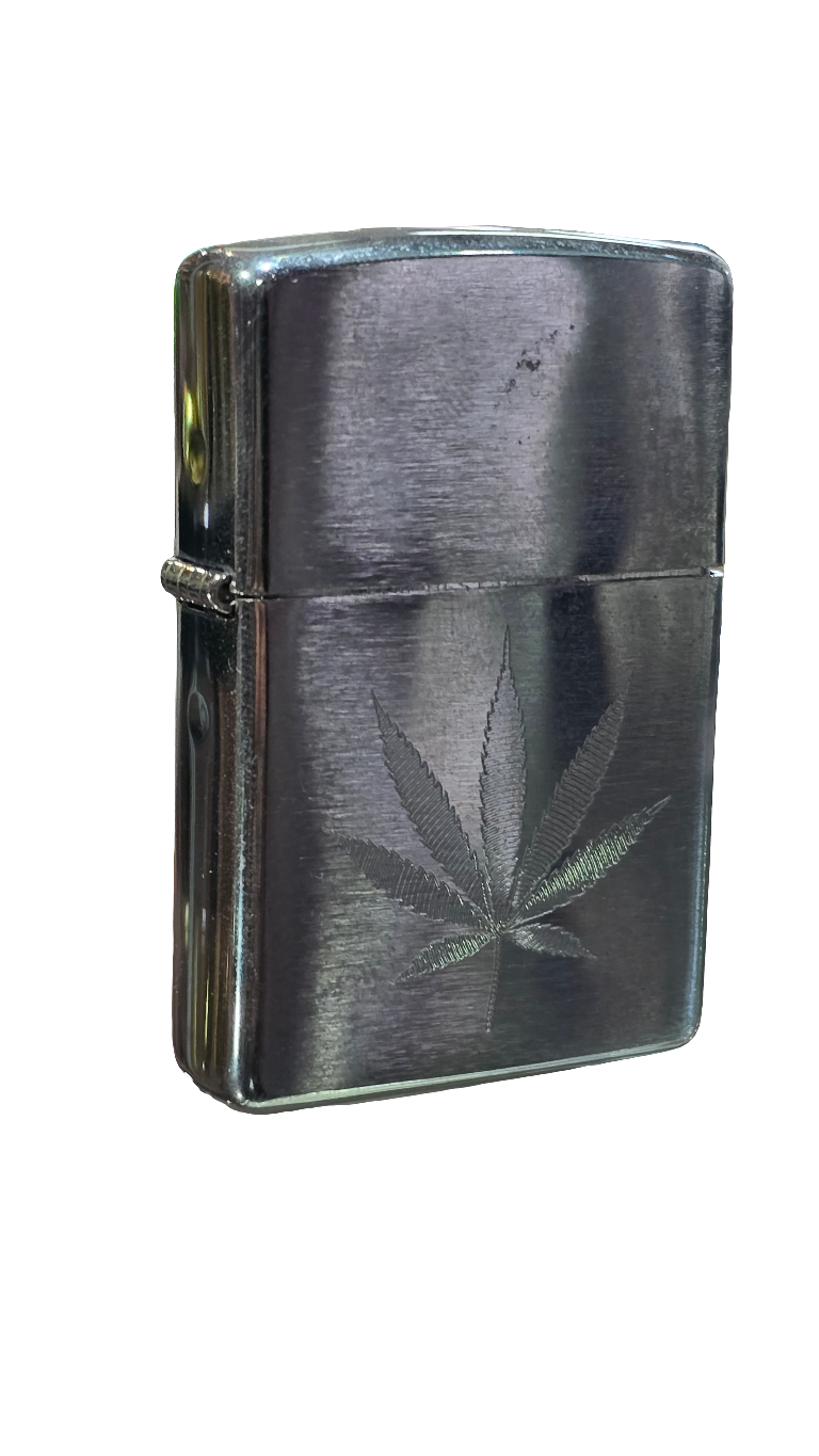 Zippo - 200 Leaf Design Engraved - - Brushed Chrome Auto Engrave