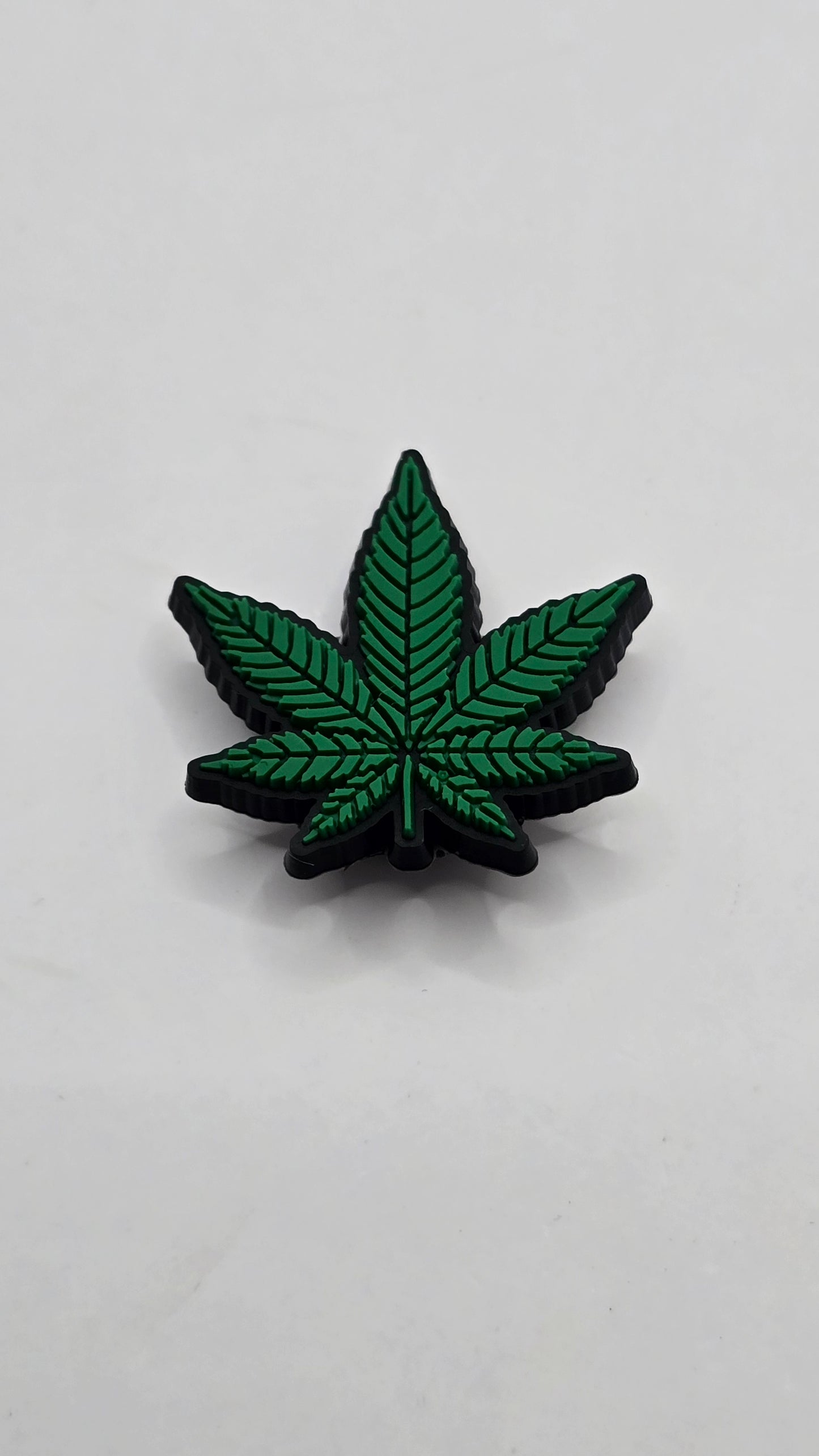 Crocs Charms - Weed Leaf 1
